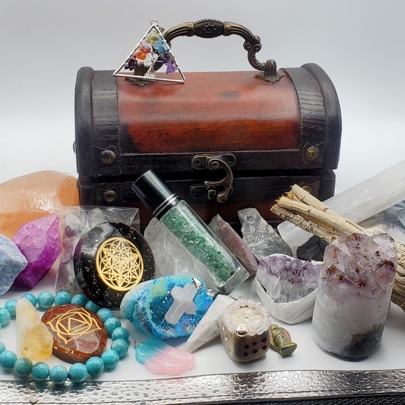 🔥50pc Mystery Box of Crystals - Picture 4 of 10